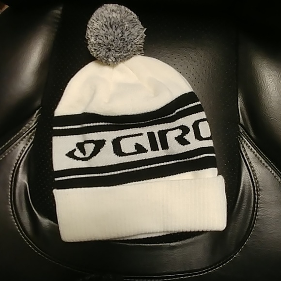 Giro Accessories - Winter beanie